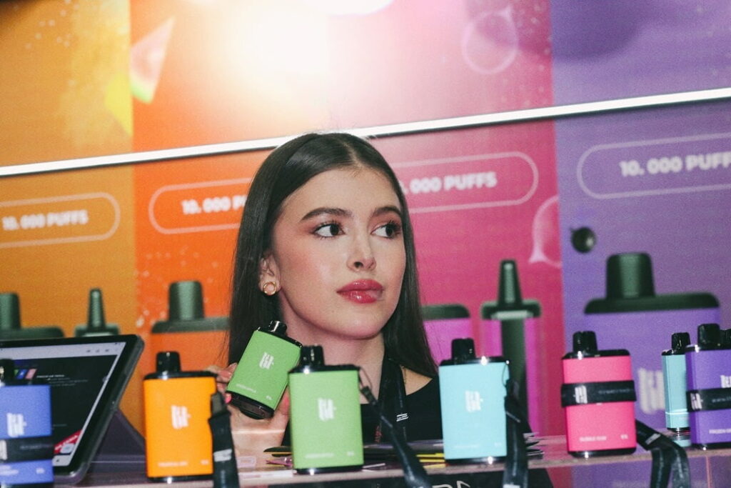 Vapers al por mayor Medellín: Conquistando la capital del vapeo - Litvapes